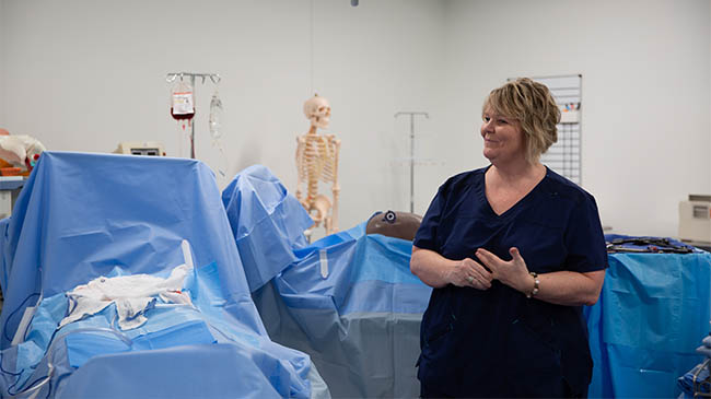 A surgical room with a collection of surgical tools.